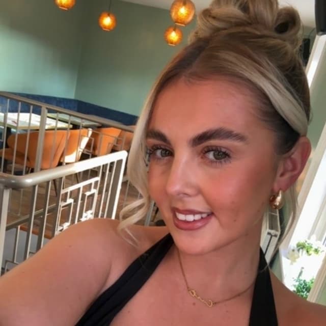 Caitlan T.