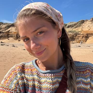 Marilou G.